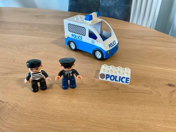 Duplo : Politiewagen met agent en boef beschikbaar voor biedingen