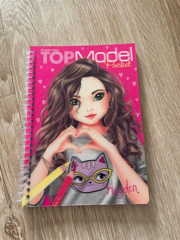 TopModel Ontwerpboekje + Stickers beschikbaar voor biedingen