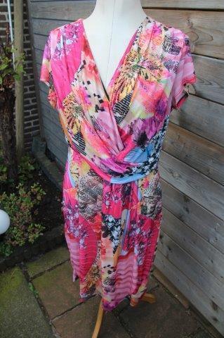 Jurk roze/ kleur Eroke mt 50(IT) EU44 Vaste prijs AANBIEDING, Kleding | Dames, Jurken, Zo goed als nieuw, Maat 42/44 (L), Roze