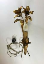 Vergulde wandlamp met lelies circa 1960, Ophalen of Verzenden, Zo goed als nieuw, Metaal