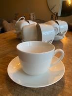 12 kop en schotel Villeroy & Boch, Ophalen of Verzenden, Zo goed als nieuw, Overige stijlen, Kop(pen) en/of Schotel(s)