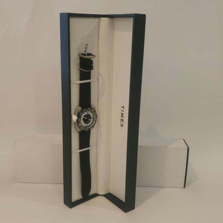 Timex Q TW2V69500 Time Ring Reissue Horloge, Sieraden, Tassen en Uiterlijk, Horloges | Kinderen, Gebruikt