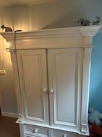 Complete babykamer met ledikant, commode en kast, Kinderen en Baby's, Kinderkamer | Commodes en Kasten, Ophalen, 50 tot 70 cm
