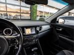Kia Niro 1.6 GDi Hybrid DynamicLine | Carplay | Navi | Camer, Auto's, Kia, 12 maanden, Wit, Leder, 1390 kg