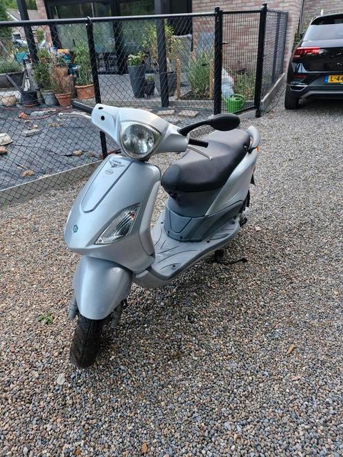 Piaggio Fly 50cc Klasse B - Uitstekende Scooter, Fietsen en Brommers, Scooters | Piaggio, Gebruikt, Overige modellen, Maximaal 45 km/u