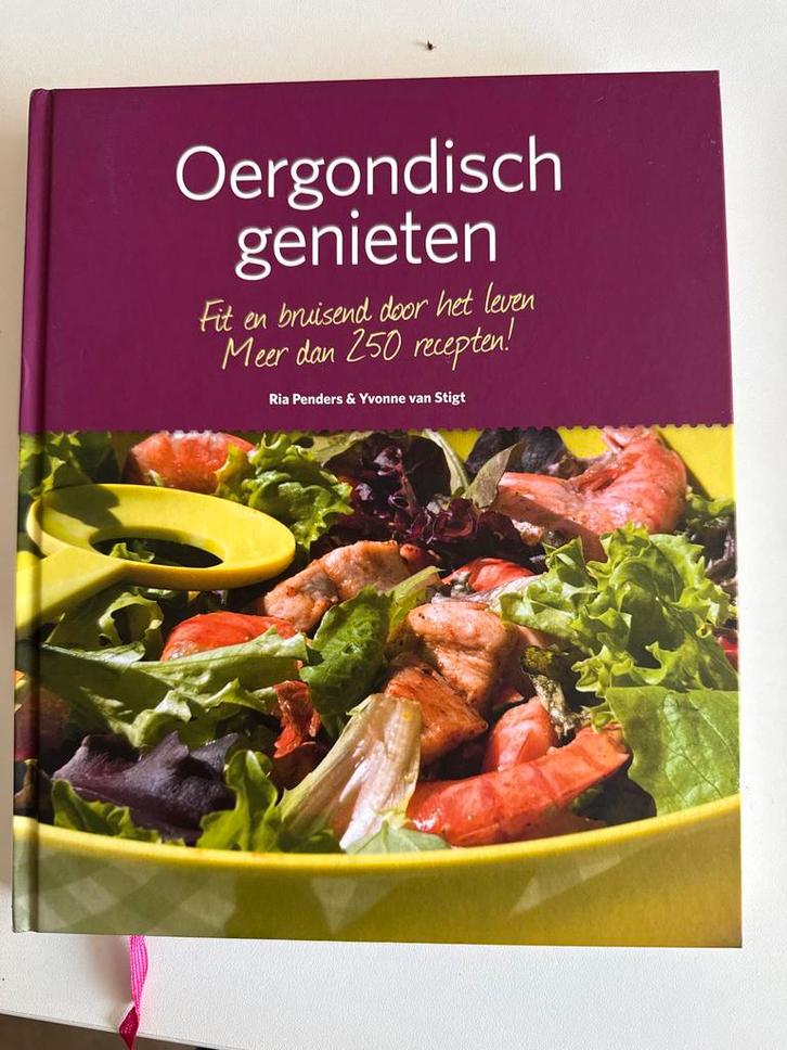 Oergondisch Genieten - Kookboek, Boeken, Kookboeken, Zo goed als nieuw, Voorgerechten en Soepen, Overige gebieden, Gezond koken
