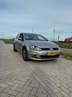 Volkswagen Golf 1.2 TSI 77KW 5D 2014 Grijs, Origineel Nederlands, Te koop, Zilver of Grijs, 5 stoelen