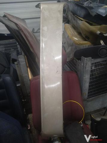 Mercedes w124 spoiler  beschikbaar voor biedingen