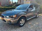 Mitsubishi Outlander 2.0 MPI 2WD CVT 2011 Grijs, Auto's, Mitsubishi, 1998 cc, Stof, Zwart, 4 cilinders