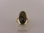 Gouden damesring met nefriet                             G42, 18 tot 19, Gebruikt, ., Ophalen of Verzenden