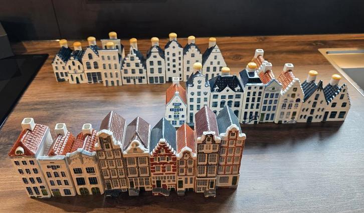 KLM huisjes 15 stuks en totaal 28 keramische huisjes, Verzamelen, KLM Huisjes, Gebruikt, 61 t/m 80, Ophalen of Verzenden