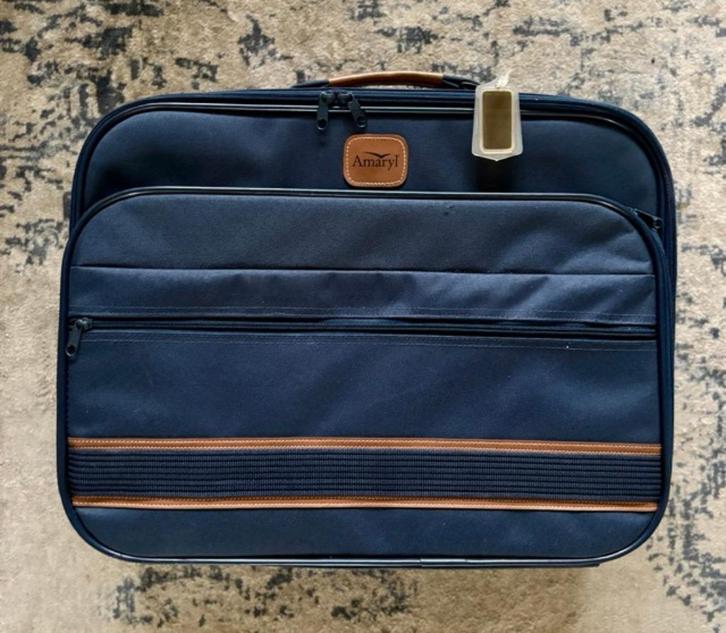 Lichtgewicht Donkerblauwe Koffer Bruin (fake)Leer.Ongebruikt, Sieraden, Tassen en Uiterlijk, Koffers, Nieuw, Zacht kunststof, 50 tot 60 cm