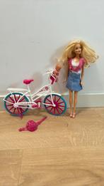 Barbie met fiets, Ophalen of Verzenden, Zo goed als nieuw