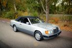 Mercedes 300 CE 24-v UNIQUE, Auto's, Gebruikt, Zwart, Cabriolet, Bedrijf