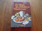 Zo bakt de Moderne Huisvrouw - OETKER  - 1981, Boeken, Kookboeken, Ophalen of Verzenden, Zo goed als nieuw, Oetker