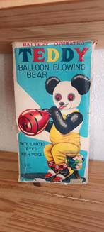 Teddy the balloon blowing bear, Antiek en Kunst, Antiek | Speelgoed, Ophalen of Verzenden