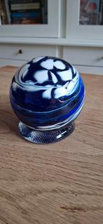 Blauwe Glazen Presse Papier Bol, Gebruikt, Blauw, Ophalen of Verzenden, Glas