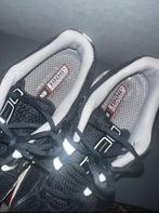 New Balance 1906 Sneakers - blauw, Ophalen of Verzenden, Gedragen, Zwart, Sneakers of Gympen