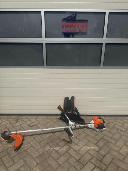 Stihl FS260c Bosmaaier + Harnas, Tuin en Terras, Bosmaaiers, Zo goed als nieuw, Benzine, 30 tot 50 cm, Ophalen