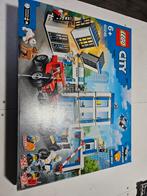 LEGO City 60246 Politiebureau - Mist skateboard, Kinderen en Baby's, Speelgoed | Duplo en Lego, Ophalen of Verzenden