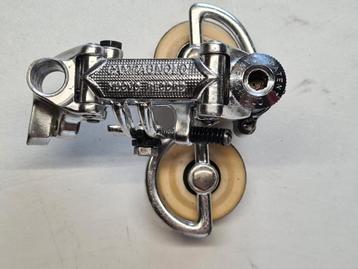 Campagnolo Nuovo Record achterderailleur Pat. 81 en 83 beschikbaar voor biedingen