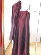 Mooie donkerrode, bordeaux rode  feestelijke jurk met stola, Ophalen, Zo goed als nieuw, Maat 36 (S), Overige typen