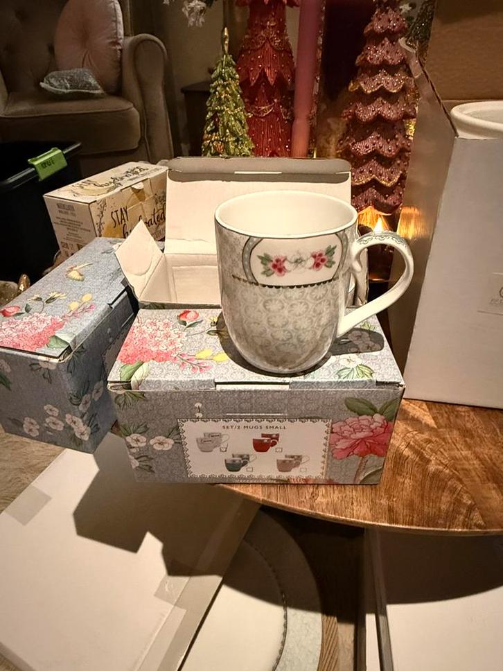 Pip servies en mokken, Huis en Inrichting, Keuken | Servies, Nieuw, Kop(pen) en/of Schotel(s), Overige stijlen, Porselein, Ophalen