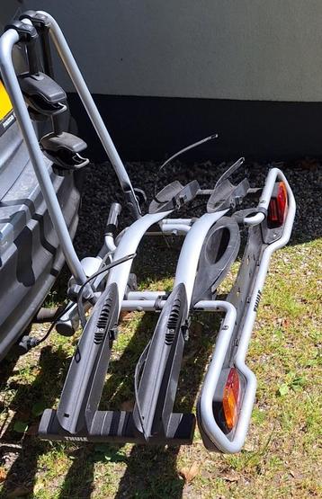 Thule Fietsendrager te huur en dakkoffer/dragers beschikbaar voor biedingen