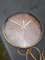 Vintage Metamec klok (elektrisch), Ophalen of Verzenden, Gebruikt, Wandklok