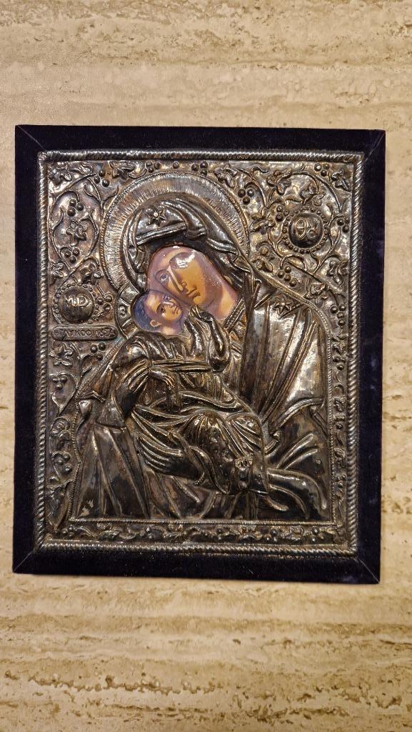 Orthodox Zilver Icoon "Maria met kind" op hout met fluweel, Antiek en Kunst, Antiek | Religie, Ophalen of Verzenden