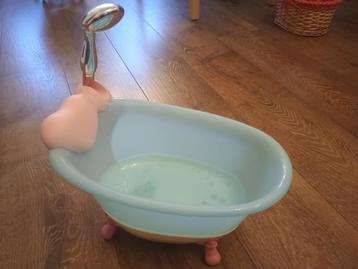 Poppenbadje beschikbaar voor biedingen