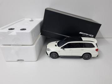 Gt Spirit Mercedes-Benz AMG GLS 1/1967 1:18 beschikbaar voor biedingen