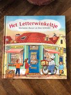 Boek ‘Het Letterwinkeltje’, Boeken, Kinderboeken | Kleuters, Gelezen, Jongen of Meisje, Ophalen of Verzenden, Marianne Busser en Ron Schröder