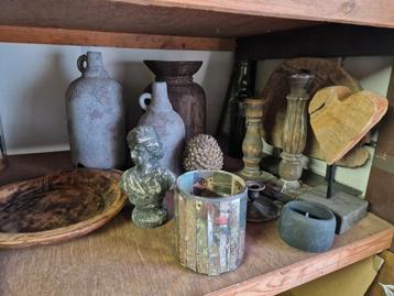 Brocante woon decoratie  beschikbaar voor biedingen