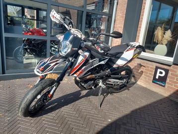 KTM KTM 690 SMC R  (bj 2011) beschikbaar voor biedingen