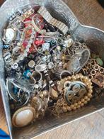 blik  vol sieraden, Ophalen, Overige materialen