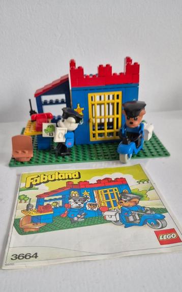 Vintage. Lego. Fabuland. 3664. Politiebureau. beschikbaar voor biedingen