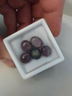4 robijn en 1 saffier cabochons, Ophalen of Verzenden, Nieuw