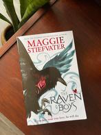 The Raven Boys by Maggie Stiefvater - English, Boeken, Fantasy, Ophalen of Verzenden, Zo goed als nieuw