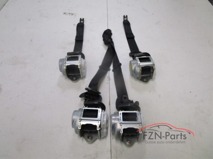 Audi Q2 81A Gordelset voorzijde + Achterzijde, Auto-onderdelen, Interieur en Bekleding, Gebruikt, Ophalen