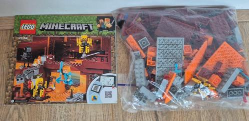 Lego Minecraft 21154 - De Nether Poort, Kinderen en Baby's, Speelgoed | Duplo en Lego, Zo goed als nieuw, Lego, Complete set, Ophalen of Verzenden