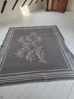 Mooie wollen deken, Huis en Inrichting, Woonaccessoires | Plaids en Woondekens, Ophalen of Verzenden, Zo goed als nieuw