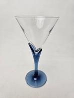 # Luigi Bormioli Martini Glas Blauwe Voet, Verzamelen, Glas en Borrelglaasjes, Ophalen of Verzenden, Zo goed als nieuw, Overige typen