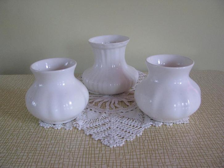 Porceleyne Fles * Delfts WIT * 3 x vaas(je) in 1 koop *, Antiek en Kunst, Antiek | Vazen, Ophalen of Verzenden