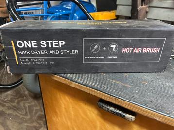 One Step Föhn & Styler - Nieuw beschikbaar voor biedingen