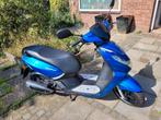 Peugeot kisbee rs 2021, 5550km, kinderzit, 2x helm,beenkleed, Ophalen, Overige modellen, Zo goed als nieuw, Benzine