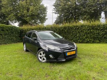 Ford Focus 1.0 Ecoboost 92KW Wagon 2013 Zwart beschikbaar voor biedingen