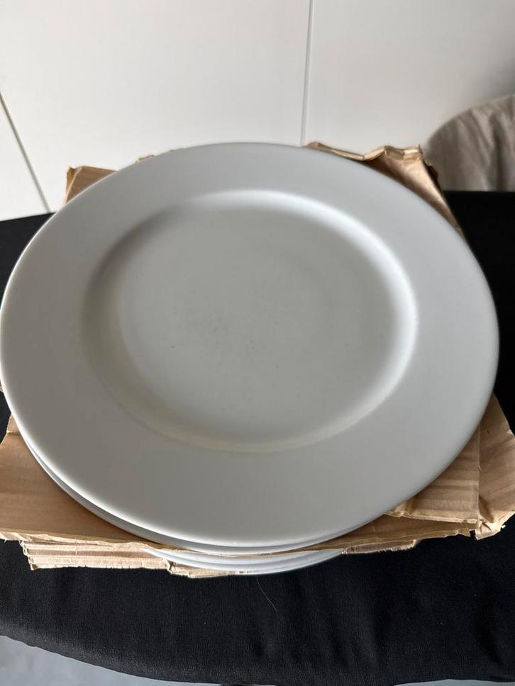 7x IKEA 365+ Dinerborden, Huis en Inrichting, Keuken | Servies, Gebruikt, Bord(en), Effen, Aardewerk, Ophalen of Verzenden