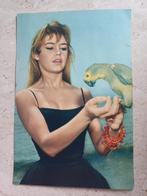 Ansichtkaart Brigitte Bardot, Verzamelen, Ongelopen, Ophalen of Verzenden, Voertuig