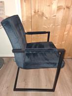 Suede design stoel, Ophalen, Functioneel Modern, Zwart, Zo goed als nieuw